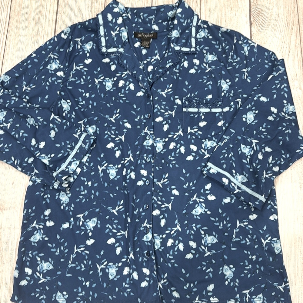 Earth Angels Blue Floral Pajama Set - Picture 2 of 6